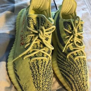 Yeezy size 11